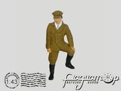 Мужчина в галифе и картузе 118C