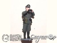 Німецький офіцер із біноклем 837065 [AU]