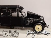 Citroen Traction 11 Gas (1941) 4115 [IS]