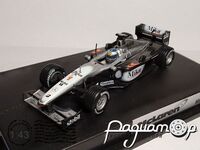McLaren MP4/15 Mika Hakkinen (2000) 663239 [IS]