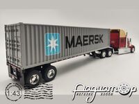 International Lonestar с полуприцепом контейнерным MAERSK (2010) 511506 [SV]