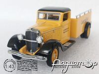 Diamond T Low-wall Truck Caterpillar (1933) 4694 [US]