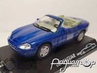 Jaguar XK8 (1996) 664689 [IS]***