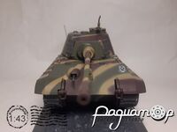 Pz.Kpfw. VI Tiger II Ausf. B (Sd.Kfz. 182) sch. SS-Panzerabteilung 501, Belgium (1944) 317670 [NK]