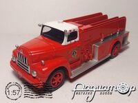 International Pumper (1953) 664912 [IS]***