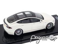 Tesla Model S RevoZport (2015) RZ0001A [NT]