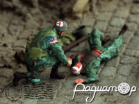 Раненый солдат армии США и солдат скорой помощи (2 фигруки) 314358