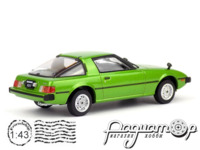 Mazda Savanna RX-7 (SA22C) (1978) 231110