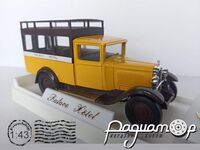 Citroen C4F Palace Hotel Truck (1930) 2521 [US]