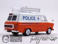 Поліцейські машини світу №31, Ford Transit MK1 міська поліція Великобританії (1951) PMM31 [LS]