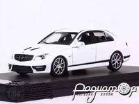 Mercedes-Benz C63 AMG (W204) (2011) 713756