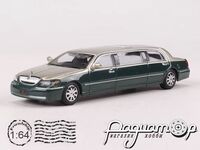 Lincoln Town Car Limousine (2003) 131184