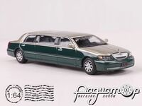 Lincoln Town Car Limousine (2003) 131184