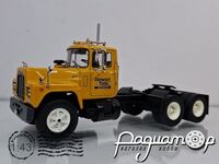 Mack R-Series сідловий тягач (1966) 198067 [GS]*