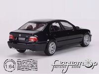 BMW M5 (E39) (1988) 815083