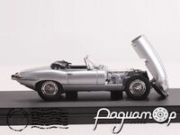 Jaguar E-Type (1961) 823483