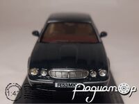 Jaguar XJ6 (1968) 317845 [SR]