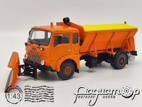 Kultowe ciezarowki PRL-u №99, Jelcz 325 Plugopiaskarka P1 (1982) PRLLG099 [SV]