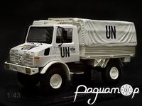 Mercedes-Benz Unimog U1300L 