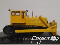 Т-180 с отвалом (1958) 924062 [DA]