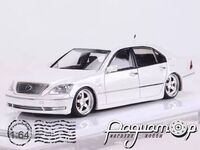Lexus LS 430 (2000) 683958