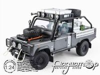 Land Rover Defender 110 (2019) 824390
