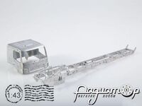 Сборная модель KAMAZ-65207-87 (S5) бортовой с тентом 1655AVD