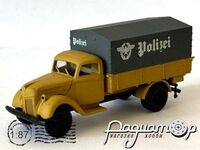 Ford V3000S, німецький вантажний автомобіль зі складу Польової поліції, Східний фронт (1944) 586228 [IO]