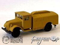 Ford Ersatz з деревяною кабіною, німецький паливозаправник, пізня версія (1943) 586241 [IO]