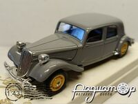 Citroen 15CV (1939) 666236 [IS]