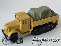 Mercedes-Benz 3000 Ersatz Maultier німецький вантажний автомобіль, Курляндія (1944) 586269 [IO]