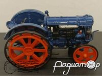 Fordson E27N (1945) 666382 [IS]