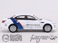 BMW M5 (E60) (2005) 323355