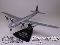 B-29 Super Fortress Enola Gay (1942) 666438 [IS]