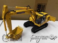 Екскаватор Komatsu PC200-8M0 (2010) 392805
