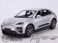 Porsche Macan Turbo Electric (2024) 313003