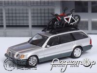 Mercedes-Benz E300 S124 Wagon (с велосипедами) (1984) 014153