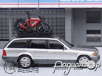 Mercedes-Benz E300 S124 Wagon (с велосипедами) (1984) 014153