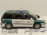 Peugeot 807 SUV 