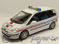 Peugeot 807 SUV 