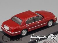 Lincoln Town Car (2000) 585140 [LB]