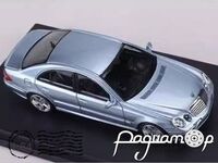 Mercedes-Benz E63 AMG W211 (2006) 956513