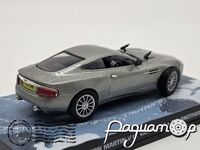 Aston Martin V12 Vanquish 