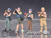 Украинские военные корреспонденты (4 фигруки) 173070