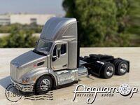 Peterbilt 579 UltraLoft (2018) 796636*