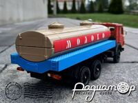 КамАЗ-53212 цистерна «Молоко» (1979) 585239 [LB]***