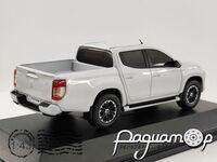 Mitsubishi Triton (L200) (2018) 784065