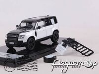 Land Rover Defender 110 (2020) 250813