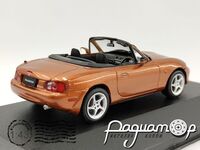 Mazda Roadster (2001) F43-007