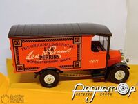 Thornycroft Van (1933) 667570 [IS]